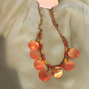Carol apol Jewerly new on Card shell 🐚 necklace
